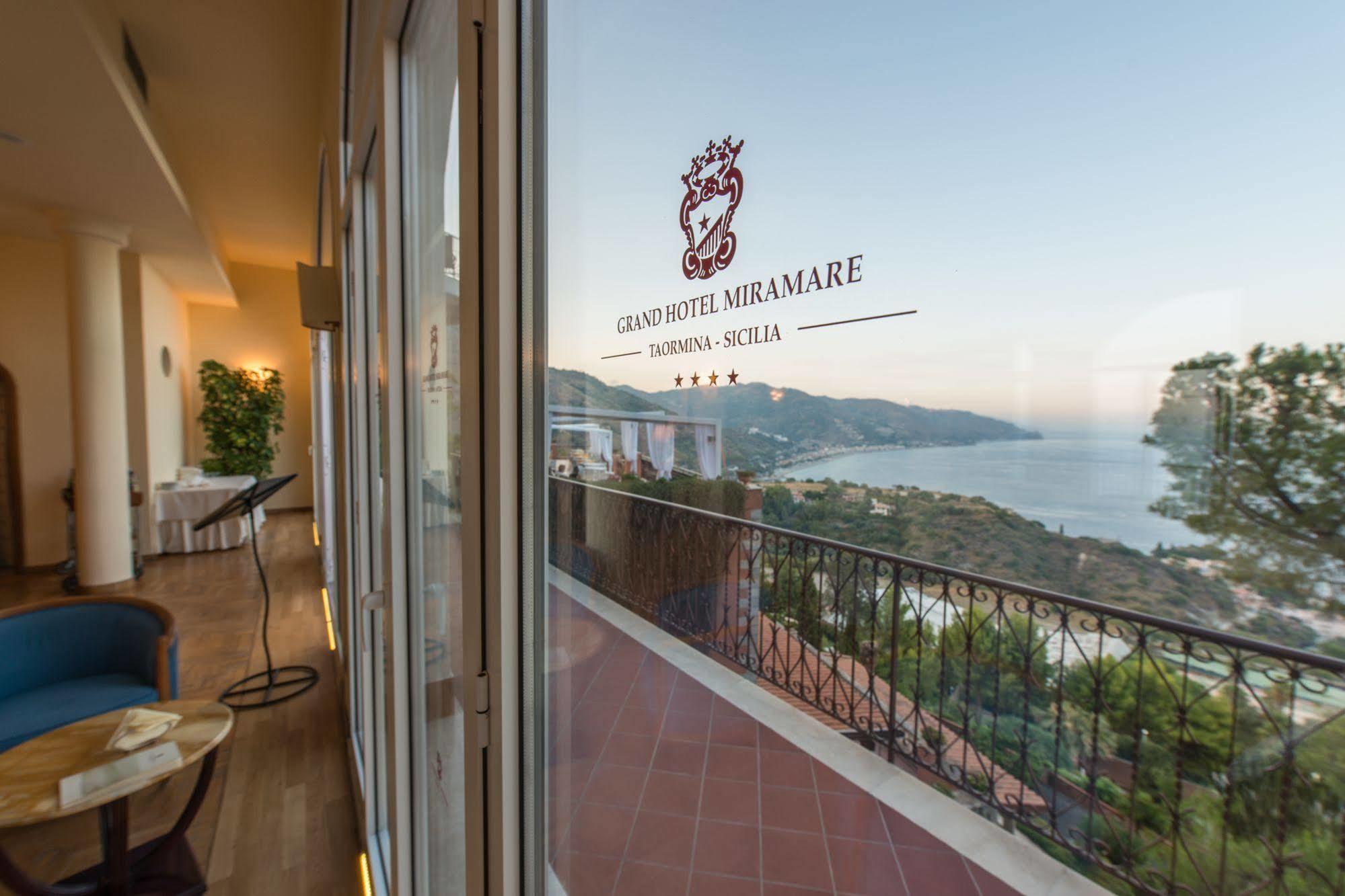 Grand Hotel Miramare تاورمينا المظهر الخارجي الصورة