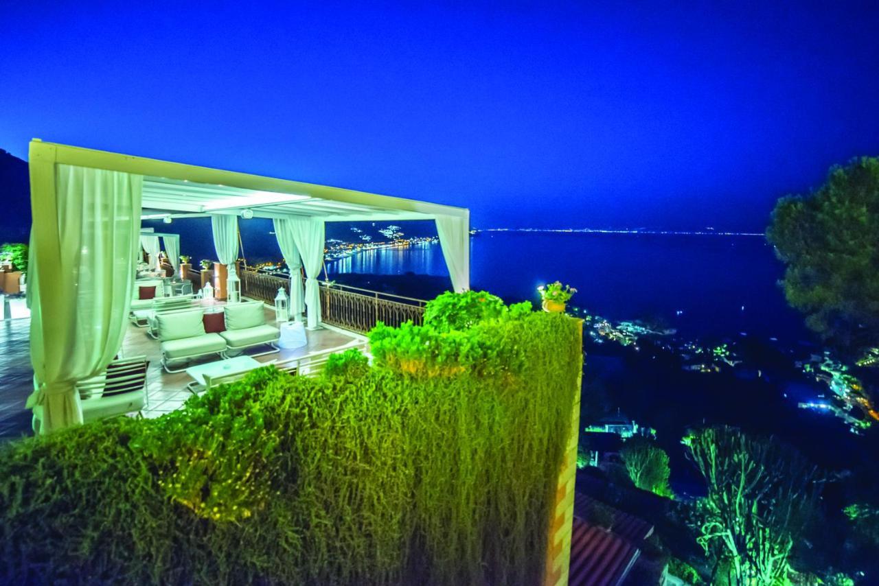 Grand Hotel Miramare تاورمينا المظهر الخارجي الصورة